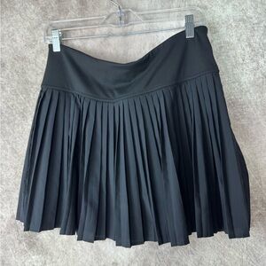 Fabletics Black Skater Skort. Punk. Skater. Yoga. Workout